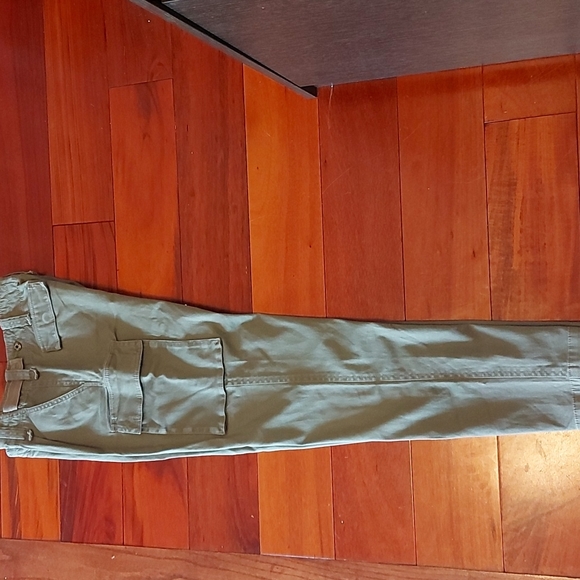 Cargo pants. DKNY size 6 - Picture 1 of 12